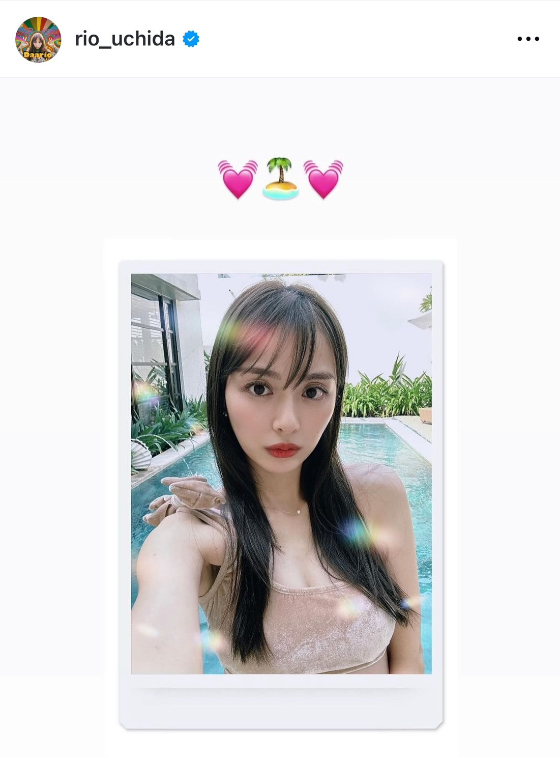 画像・写真 | 内田理央、ワンショル水着でプール楽しむ「ホクロ