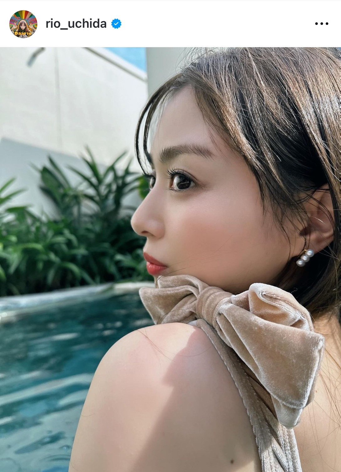 内田理央さん着用SeaRoomlynn ブークレシアーFrillオフショルニット 内田理央さん着用SeaRoomlynn ブークレシアーFrillオフショルニット