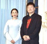 �{��肦�A������N12�N�Ԃ�̐V��Y�ȂɎQ�� �w���q�a��13�l�x���n�[�T�����ɃI�t�@�[ ���������Ē����̔M�����b�Z�[�W�� 