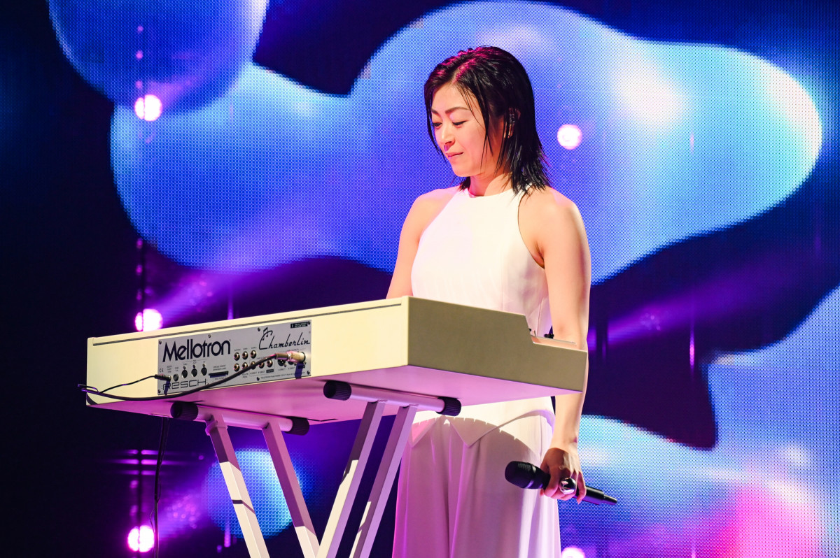 宇多田ヒカル
アナログ　レコード 宇多田ヒカル、デビューから約26年で初の国内音楽フェス サプライズで