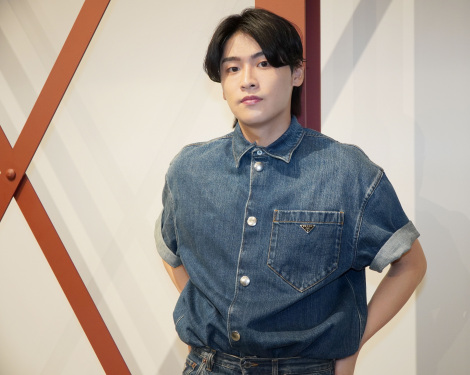 �w���u �g�����W�b�g�x�V�[�Y��2�ɏo�������X���M�iC�jORICON NewS inc. 