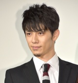 �w�Z���x�g��ɗ��n�h�،����A������������ޏ����t���[�����X�� ���ӂ̎v���Â�u�����܂ŗ������ꂽ�͎̂������̂������v 