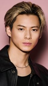 �uYSL ���u�V���C�� �L�����f�B �O���E �o�[���v�̃A�W�A�A���o�T�_�[�𖱂߂镽�쎇�s 