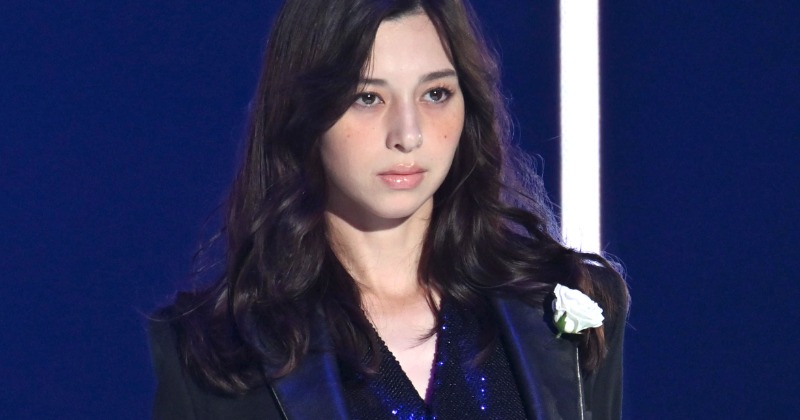 TGC2024A/W】中条あやみ、秋ファッションで華やかにオープニング飾る