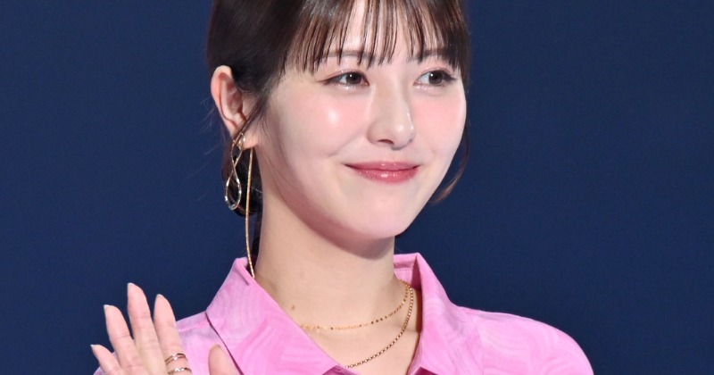 浜辺美波 映画 グッズ Amazon.co.jp: 浜辺美波 写真集 瞬間 グッズ : おもちゃ