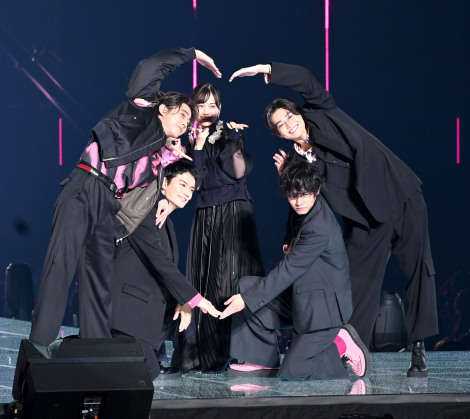 �w��39�� �}�C�i�r �����K�[���Y�R���N�V���� 2024 AUTUMN/WINTER�x�ɓo�ꂵ���f��w�Z�l�̉R���ȑ�w���x�o���҂����iC�jORICON NewS inc. 