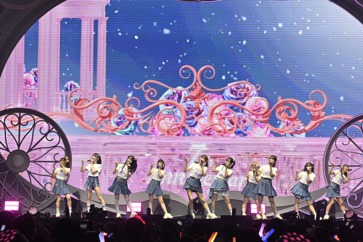 イコラブ =LOVE ７周年＆アリーナツアー DVD 新品未開封２個セット LOVE 7th ANNIVERSARY PREMIUM CONCERT THE MOVIE : 作品情報