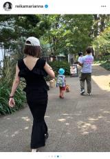 �Ƒ��Ƃ̂قق��܂����V���b�g�����J�����{���ʁi�ʐ^�̓C���X�^�O�������j 