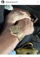 �Ƒ��Ƃ̂قق��܂����V���b�g�����J�����{���ʁi�ʐ^�̓C���X�^�O�������j 