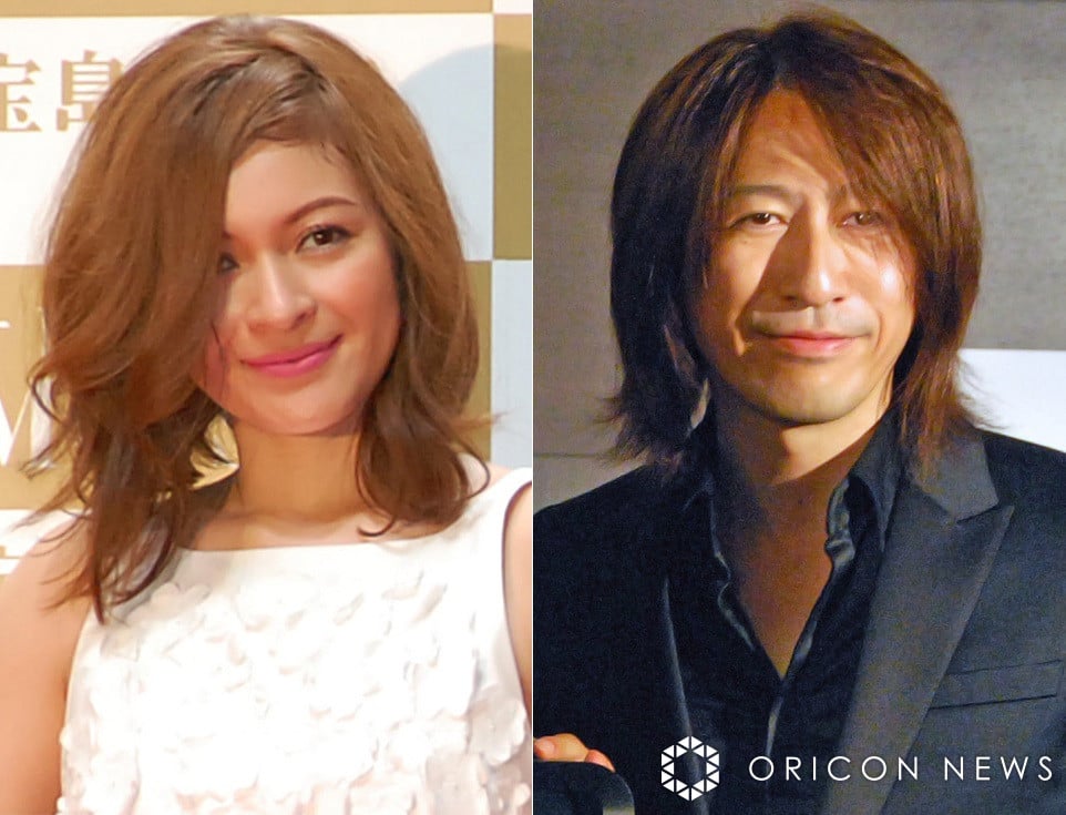 47歳・岩堀せり、太ももあらわなミニ＆ヒール姿で夫・TAKUROに抱きつき 「うわ～素敵夫婦」反響 | ORICON NEWS