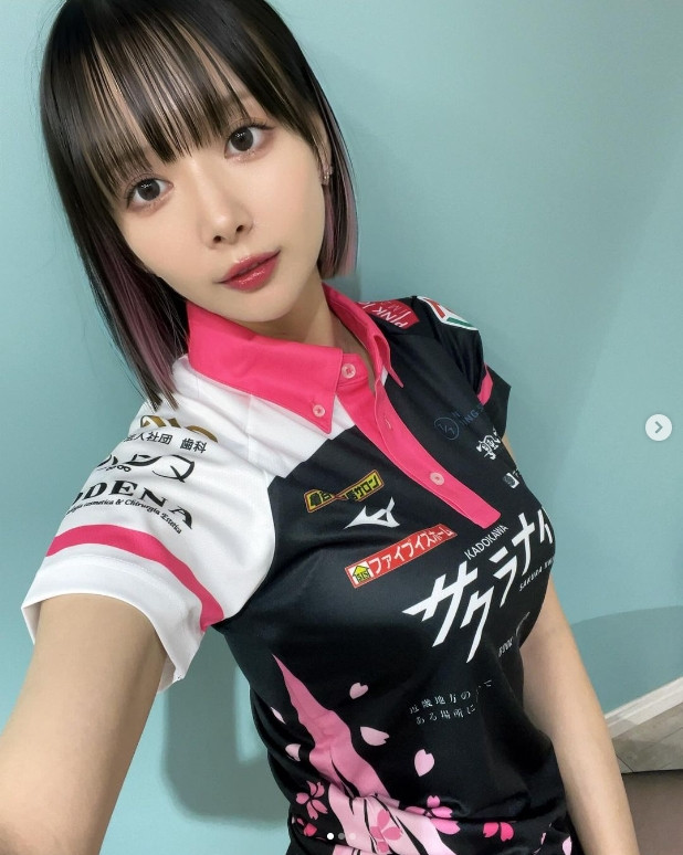 画像・写真 | 岡田紗佳、ロングヘアに大胆イメチェン「人生初の