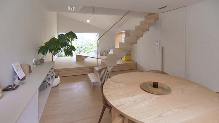 渡辺篤史の建もの探訪』建物と家具が調和 季節の移ろいを楽しむ家を