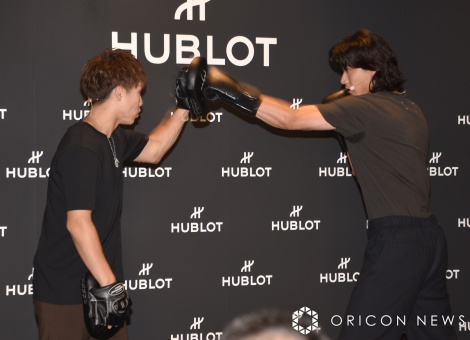 �w�E�u�� ��㏮��~�R�茫�l �X�y�V�����g�[�N�x�ɎQ�������i������j��㏮��A�R�茫�l �iC�jORICON NewS inc. 