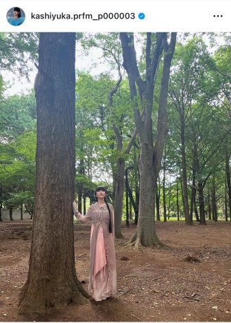 �O�҂݂́g�V�N�V���b�g�h��I��Perfume�E�����䂩�i�ʐ^�̓C���X�^�O���� ��kashiyuka.prfm_p000003 ���j 