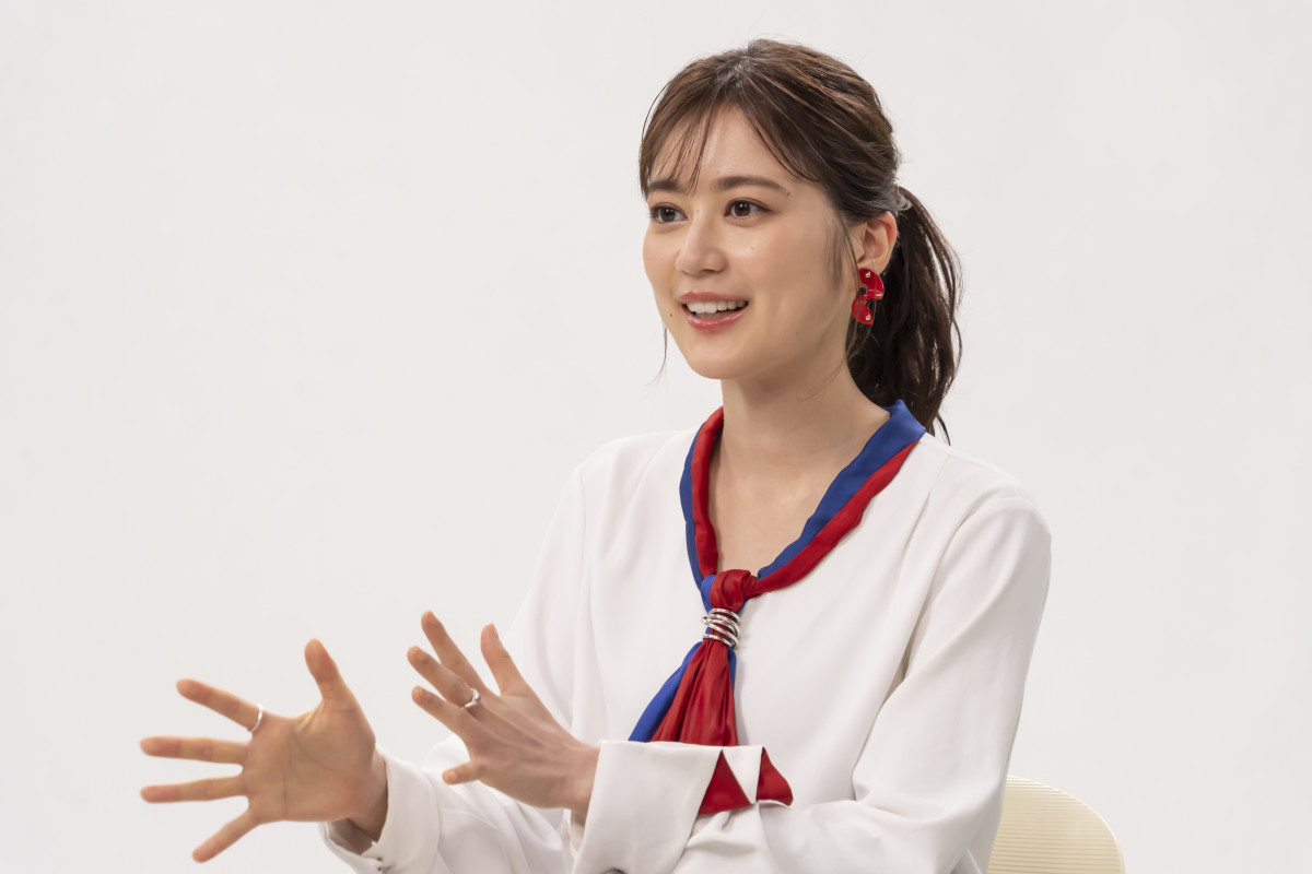 生田絵梨花、新CMで史上最少サイズに テクノポップ調の歌に