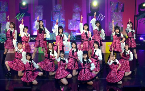 uAKB48 17iLOLIVE!Vo[A܂ `AAKB48ł`v (C)ORICON NewS inc. 