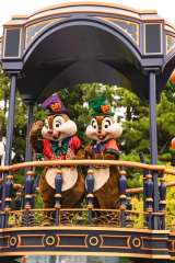 IڂꂽAfBYj[hgnEB[ĥ̃p[hwUEBYEnEB[gInto the Frenzyhx wfBYj[EnEB[x́A101`117 J (C)Disney 