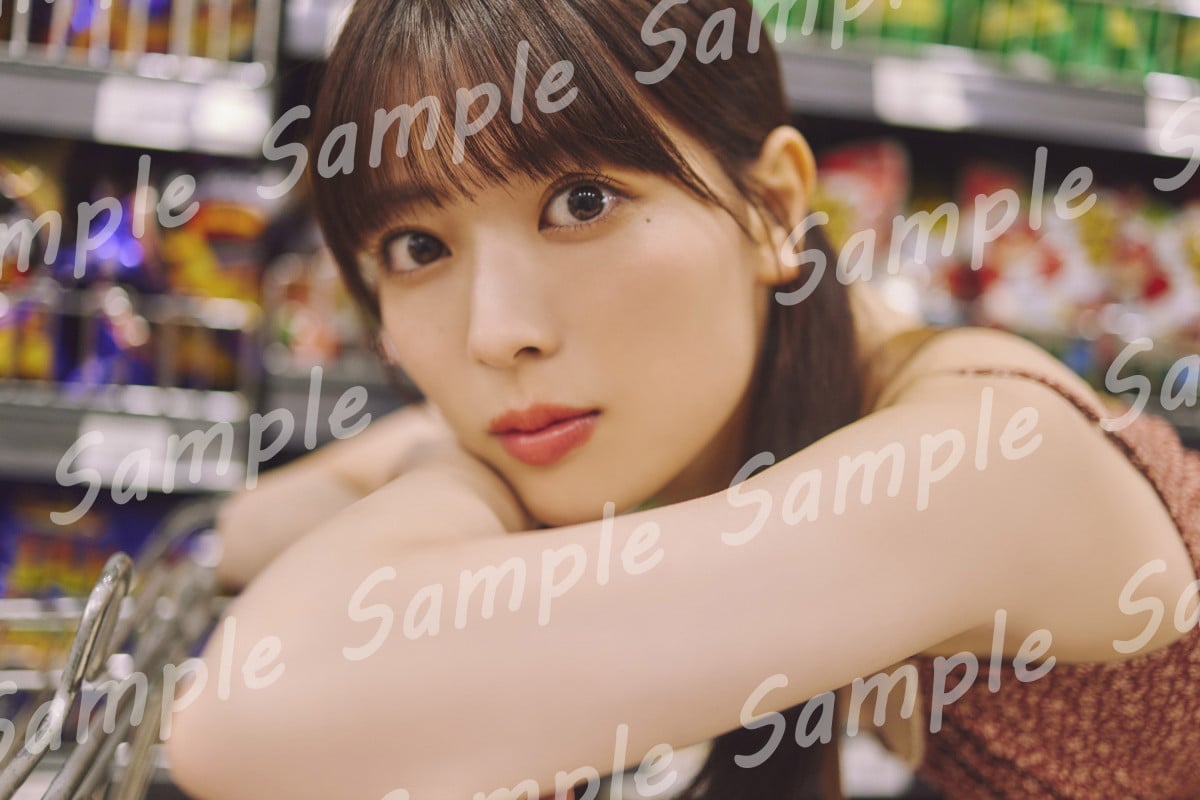 画像・写真 | 乃木坂46岩本蓮加、1st写真集『いたずらな風』特典全18種一挙解禁 5枚目 | ORICON NEWS