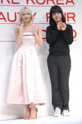 �؍��̃r���[�e�B���t�@�b�V�����X�^�C���}�K�W���wALLURE K-BEAUTY FAIR in TOKYO�x���{�L�O���\��̖͗l �iC�jORICON NewS inc. 