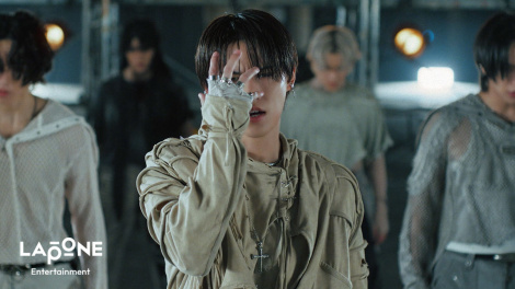 JO1�wICY�xPV���J�iC�jLAPONE Entertainment 