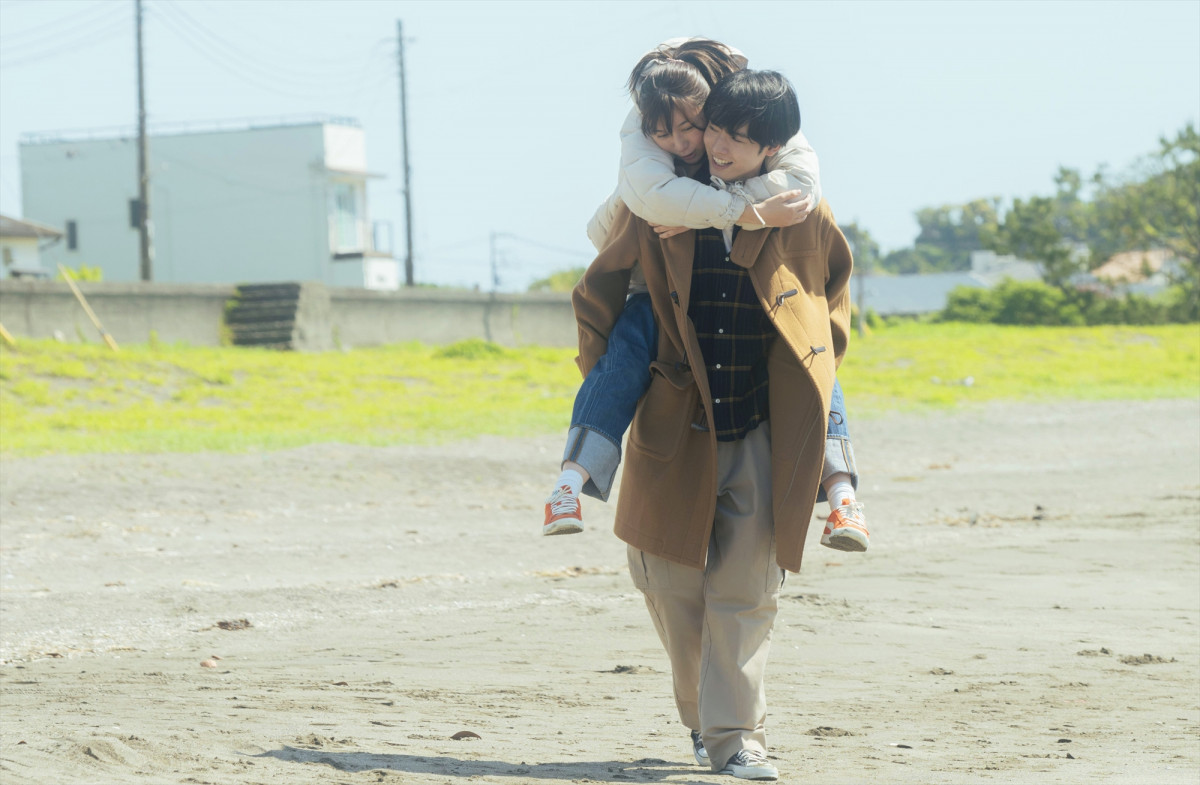 新品】映画 366日 キーホルダー 劇場グッズ 赤楚衛二 上白石萌歌