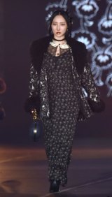 �wRakuten GirlsAward 2024 AUTUMN�^WINTER�x�ɓo�ꂵ���t�@�[�X�g�T�}�[�E�C�J �iC�jORICON NewS inc. 