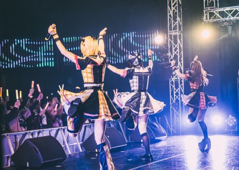 ���C�u�p�t�H�[�}���X����B���� 