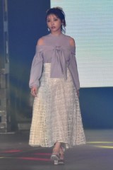 �wRakuten GirlsAward 2024 AUTUMN�^WINTER�x�ɓo�ꂵ���T�؍�46�E�^�c�S�� �iC�jORICON NewS inc. 