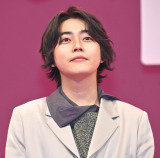 �f��w�Z�l�̉R���ȑ�w���x������I���䂠�����ɏo�Ȃ����q�I�M �iC�jORICON NewS inc. 