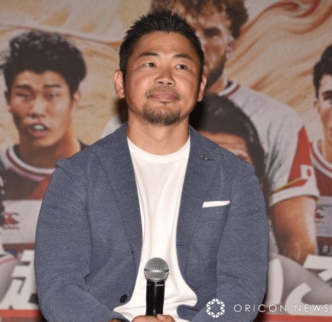 ���N��C�x���g�w�݂�ȂŒ����Ă������B���O�r�[���{��\�t�@���~�[�e�B���O�x�ɎQ�������c���j�N �iC�jORICON NewS inc. 