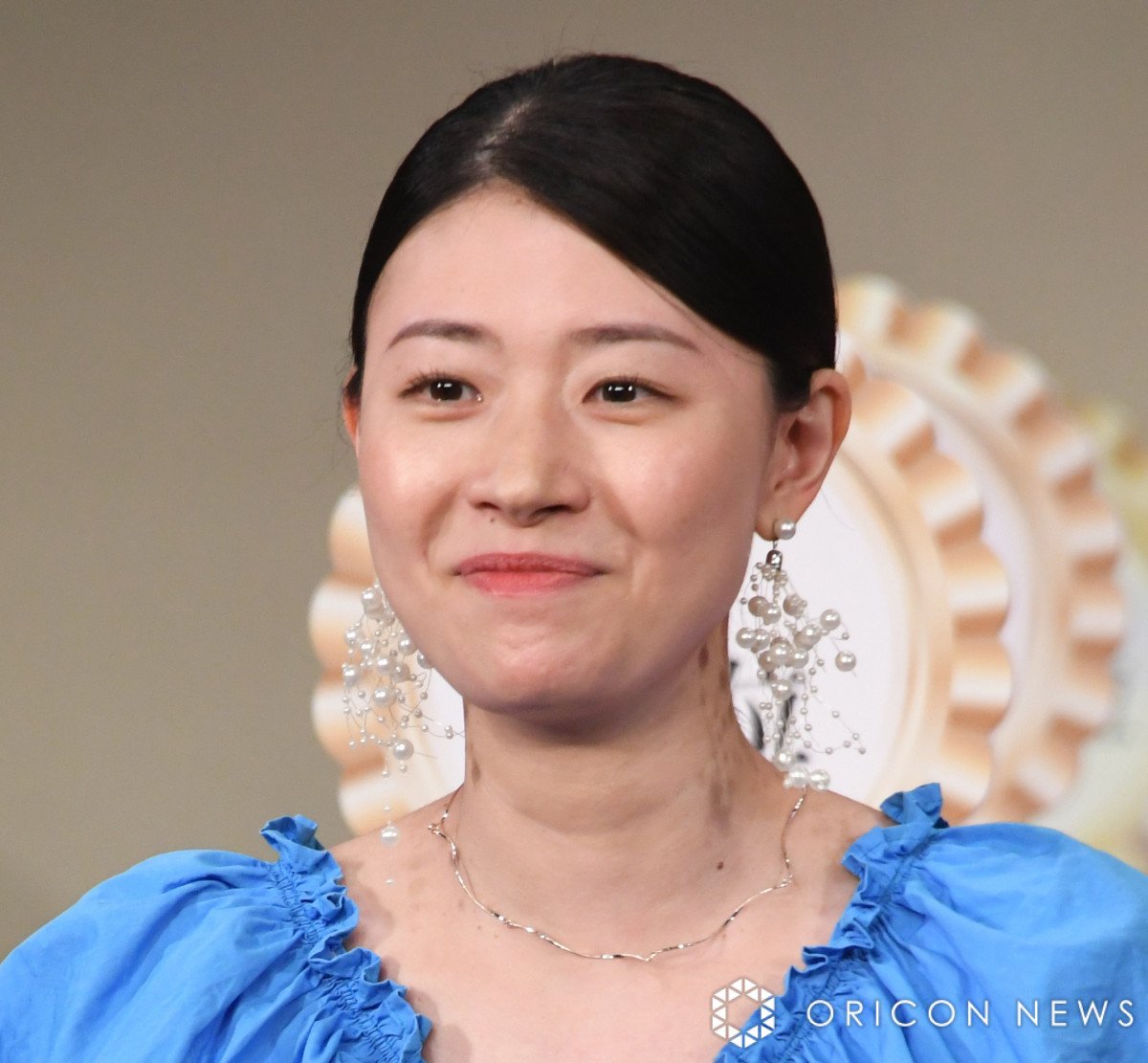 吉本新喜劇のマドンナ・鮫島幸恵、第1子女児出産 「もう綺麗、可愛い決まり」「お父さん似かな？」 | ORICON NEWS