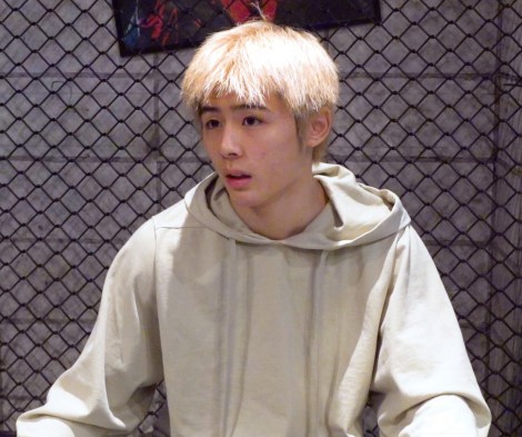 11�E4�wDEEP 122 IMPACT�x�Ŗؑ������Ƒΐ킷�镽�{�� �iC�jORICON NewS inc. 