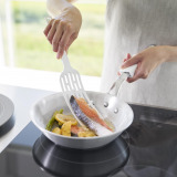 �R����Ƃ���A�w�������������ĕԂ��₷���V���R�[���̃����O�^�[�i�[������ 