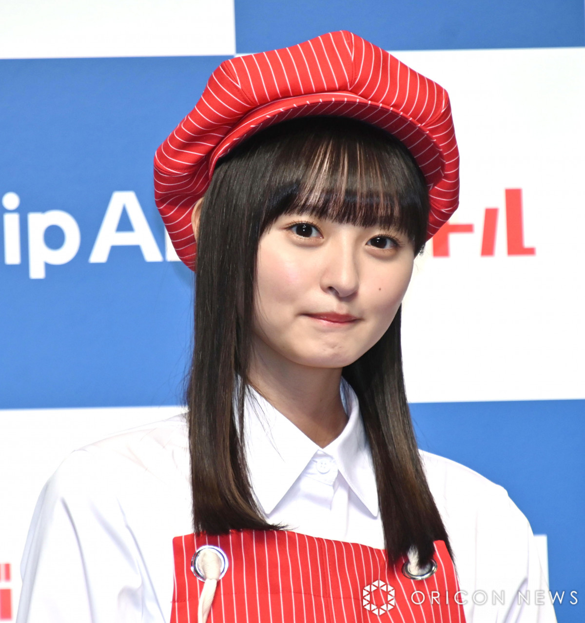 乃木坂46梅澤美波・遠藤さくら・賀喜遥香、バイト制服姿で登場 大変