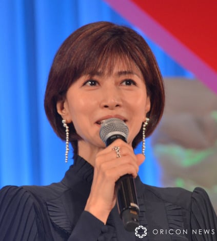 内田有紀　等身大パネル 内田有紀 等身大パネル 2 - メルカリ