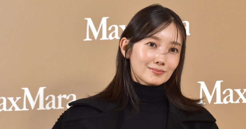 波瑠“食欲の秋”に食べたいものは「焼きいも」 照れ笑い浮かべる