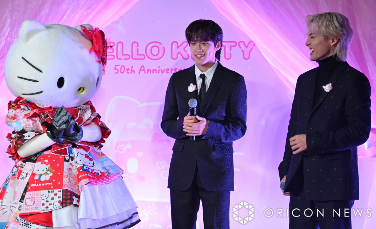 JO1川西拓実＆河野純喜、キティちゃんを目の前にメロメロ 夢は「キティ