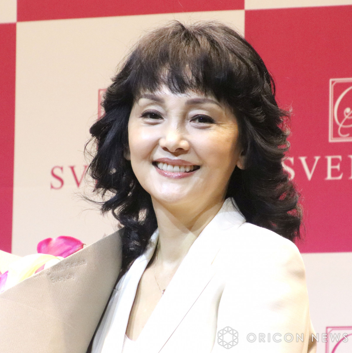 南果歩 南果歩、CMで愛犬と共演「子役のお母さんの気持ちになった」 | ORICON NEWS