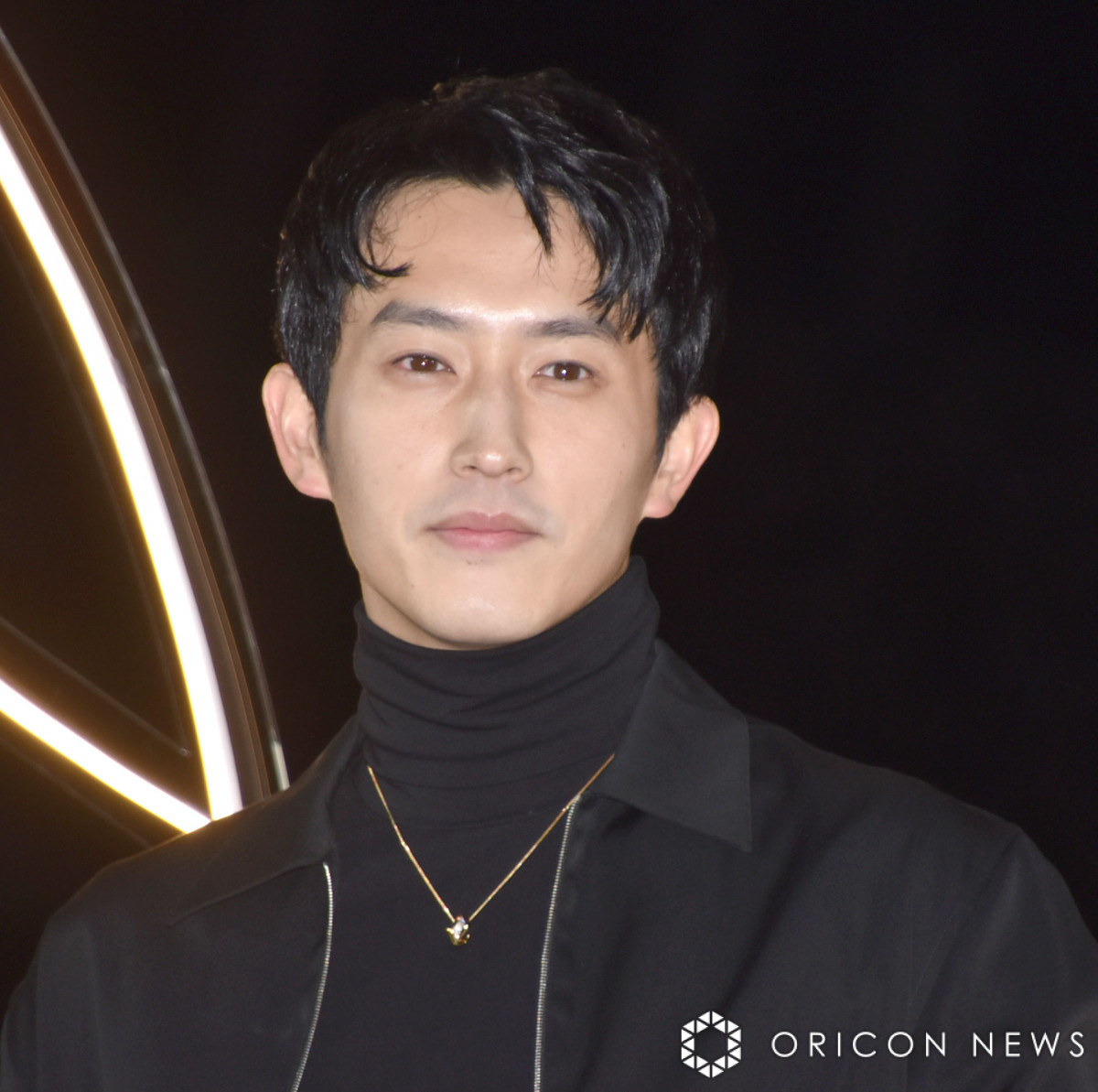 JeBGwgjeBxa100NLOwTRINITY 100xZu[Vp[eB[ɏoȂy(C)ORICON NewS inc. 