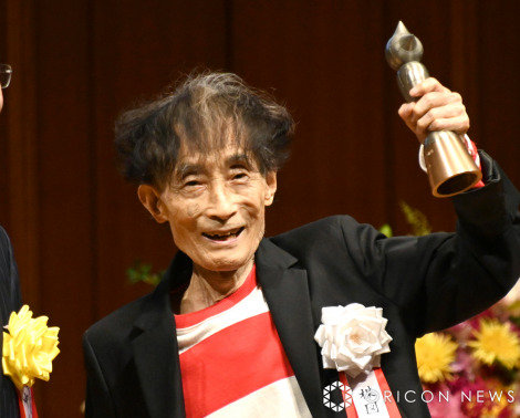 ���}���������� �iC�jORICON NewS inc. 