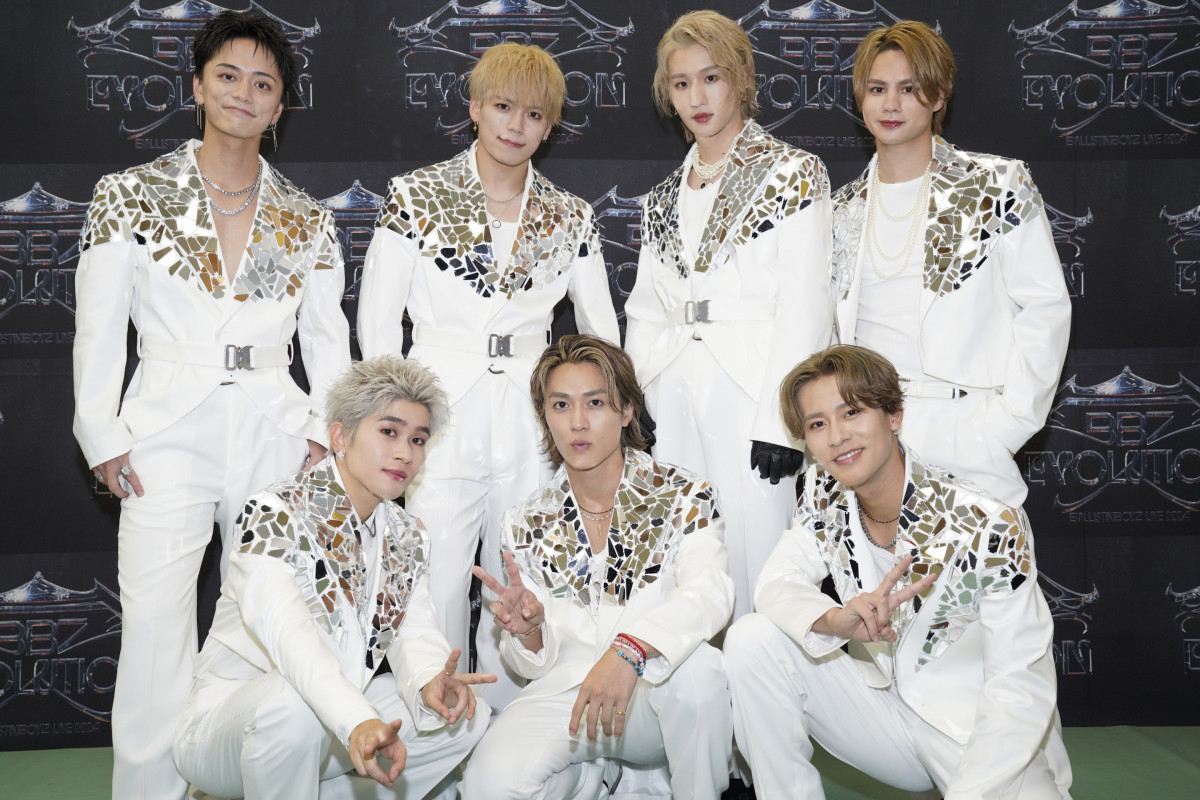 深堀未来　クリアチャーム WHAT IS EXILE 深堀未来 クリアチャーム 会場ガチャ - メルカリ