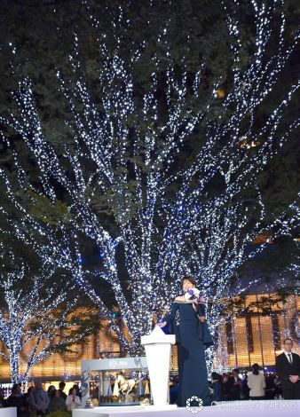 wRoppongi Hills Christmas 2024xZ{؃qY ₫C~l[V_ɏoȂgqqiCjORICON NewS inc. 