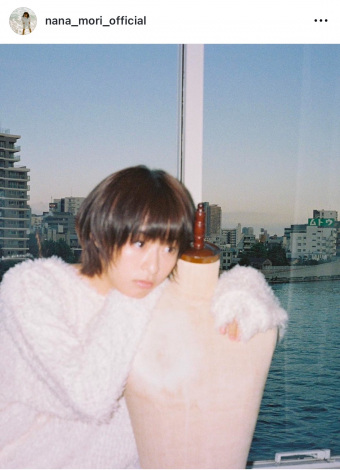 �X�^�b�t�����J�����u�ጩ�����ӂ��v�I�t�V���b�g�i�C���X�^�O���� @nana_mori_official ���j 