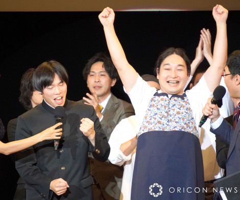 w}Cir Laughter Nightx10`sICuɓoꂵ()āAꉮs(C)ORICON NewS inc. 