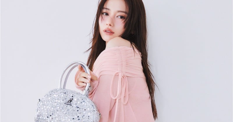 山本舞香“王道肌見せモテコーデ”披露 オフショルニット＆美脚が映える