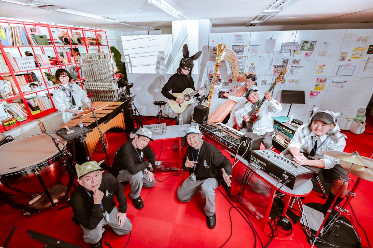 小沢健二&スチャダラパーが“30分一発撮りライブ”セトリは 小沢健二&スチャダラパーが“30分一発撮りライブ”セトリは
