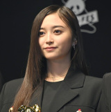 乃木坂46菅原咲月、5期生写真集の裏話告白 “さつまいろ”3人で