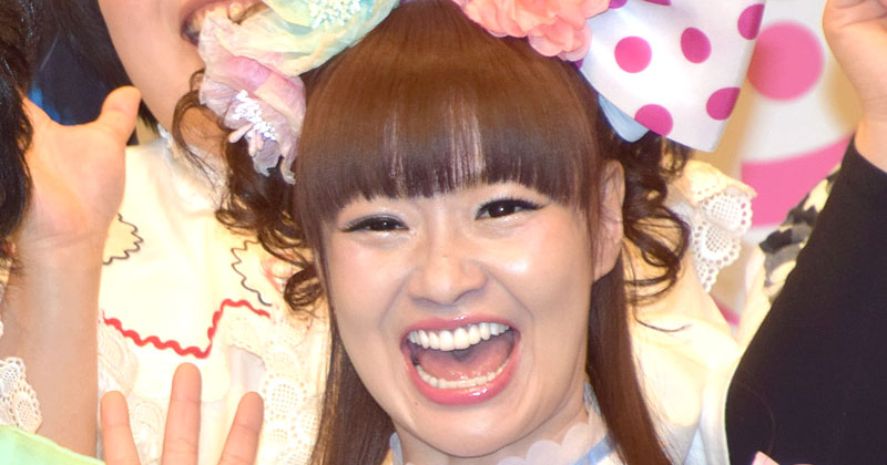 さゆり、ミニ丈ドレス姿に「お姫様みたい」「リアルシンデレラ」と絶賛の声