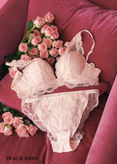 画像・写真 | 森香澄「ピーチ・ジョン」冬のランジェリーを華麗に