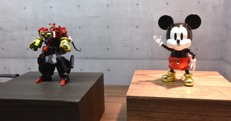ミッキーマウス、超合金に 単独でロボットに超変形 デザインは